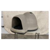 Petmate igloo doghouse