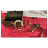 Miscellaneous lot, horseshoe slingshot