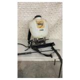 Back pack sprayer