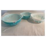 Pyrex set of three