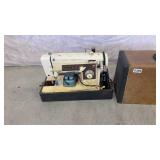 Aldenï¿½s sewing machine