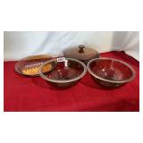 Pyrex Ovenware bowls and pie plate