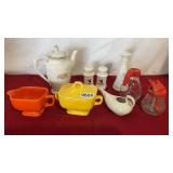 Miscellaneous glass lot, sugar, creamers, salt,