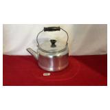 VintGE Alluminum Tea Pot