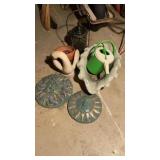Miscellaneous garden decor