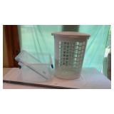 Laundry basket,tote and expandable rod