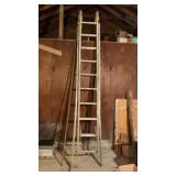 15ï¿½ wooden extension ladder