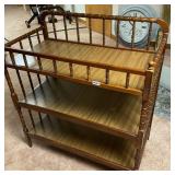 Changing table 36 x 20 x 40