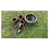 Garden pots and accessories