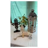 Miscellaneous lantern and cross and angels