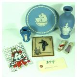 Vtg Wedgewood, bisque jointed dolls & wall art