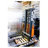 2021 Noblelift Spn22-98 Semi-electric Stacker