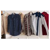 1970's Vtg sz M Men's Shirts. Great condition