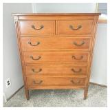 Vtg Harmony House 6 dr Dresser (dovetailed)