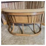 Beautiful Oak Bar w/ 3 StoolsNo keyExcellent