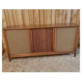 Gorgeous Mid Century Modern Stereo Console