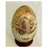 Vtg Japanese Satsuma Hand Painted Porcelain Egg