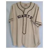 VTG San Francisco Giants Men's Button Jersy. No
