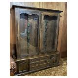 Vtg 12 Gun Wooden Gun Cabinet with Bottom storage