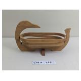 VINTAGE HANDCRAFTED COLLAPSIBLE BASKET