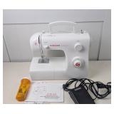 SINGER SEWING MACHINE