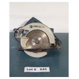 BLACK & DECKER CIRCULAR SAW