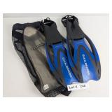 U.S DIVERS PROFLEX FINS ADJUSTIBLE SIZES WITH CARR