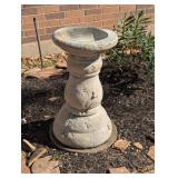 BIRDBATH BASE CAN BE ALSO USED AS A PLANT STAND OR