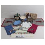 DECORATIVE PLAQUES, CHRISTMAS PLATES AND BOWL, TAB