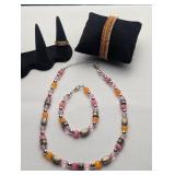 JEWELRY - SILVER AND GLASS BEADED NECKLACE, BRACEL