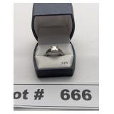 JEWELRY -ANTIQUE SILVER AND CLEAR STONE RING - RES