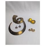 BRASS COLLAR CHOKER AND EARINGS