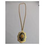 VINTAGE GOLD-TONE PENDANT  NECKLACE FROM THE ENDYM