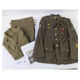 WORLD WAR II UNIFORM AND STORY FROM THE SOILDER WH