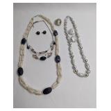 FAHION BEADED NECKLACES AND EARINGS WITH CAMEO EXP