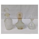 3 VINTAGE PERFUME BOTTLES VINTAGE GLASS AND CRYSTA