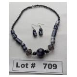 JEWELRY - CLASSIC VAIGATED GLASS BEADED NECKLACE A