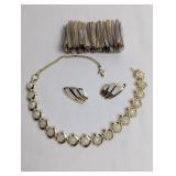 VINTAGE MOTHER OF PEARL CHOKER NECKLAC, EARINGS AN