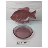 CERAMIC FISH PLATTER AND PYREX PIE PLATE