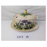 CLASSIC SOUP TUREEN WITH SERVING PLATTER