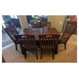 DINING TABLE AND CHAIR SET - RESERVE $300 LEAF IS