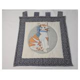 QUILTED COUNTRY CAT WALL DECORATION