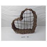 WOVEN GRAPE VINE BASKET
