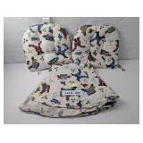 HOLIDAY TABLE CLOTH AND SEAT CUSHIONS