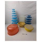 CLASSIC TUPPERWARE CONTAINERS, CAKE HOLDER, AND SN