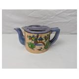 JAPANESE PORCELAIN UNIQUE TEA AND CREAMER TEA POT