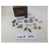 ASSORTED VINTAGE FASHION EARINGS AND CARVED WOODEN