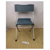 VINTAGE ALUMINUM FRAME FOLDING CAMPING/FISHING CHA