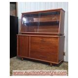 MCM Hutch / Display