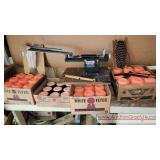 Thrower & clay pigeons